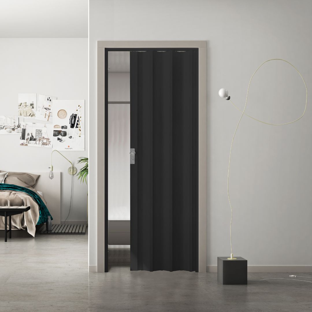vouwdeuren voor buitengebruik | aluminium harmonicadeur buiten | weerbestendige vouwdeuren | tuinkamer met vouwdeuren | geïsoleerde vouwwand veranda