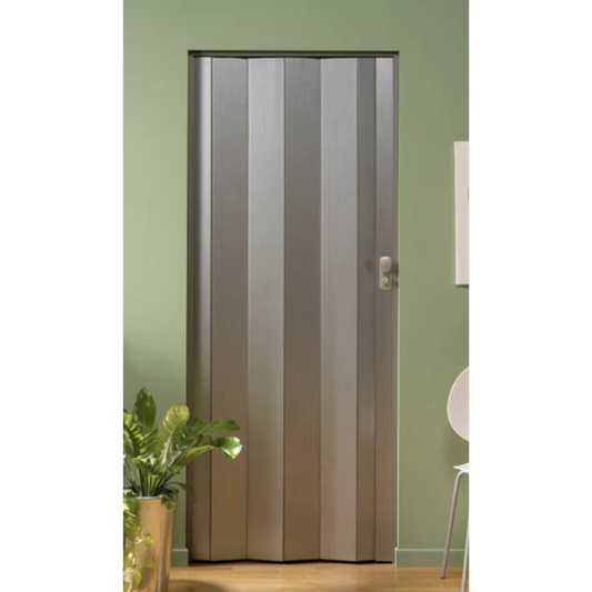  vouwdeuren modern zwart | zwarte aluminium vouwwand | minimalistische vouwdeuren | industriële vouwdeuren | vouwdeuren met slanke profielen
