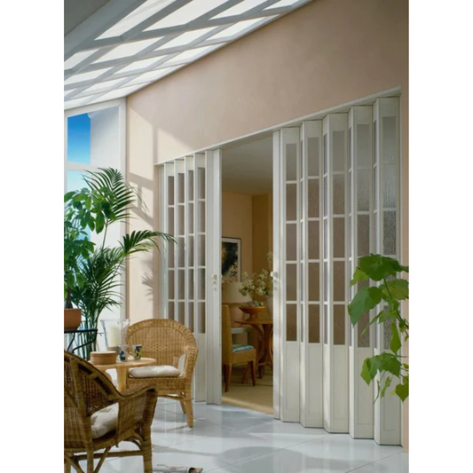 vouwdeuren voor buitengebruik | aluminium harmonicadeur buiten | weerbestendige vouwdeuren | tuinkamer met vouwdeuren | geïsoleerde vouwwand veranda
